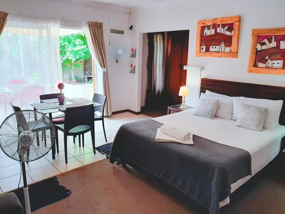 Aandrus Guesthouse Bloemfontein Exterior photo
